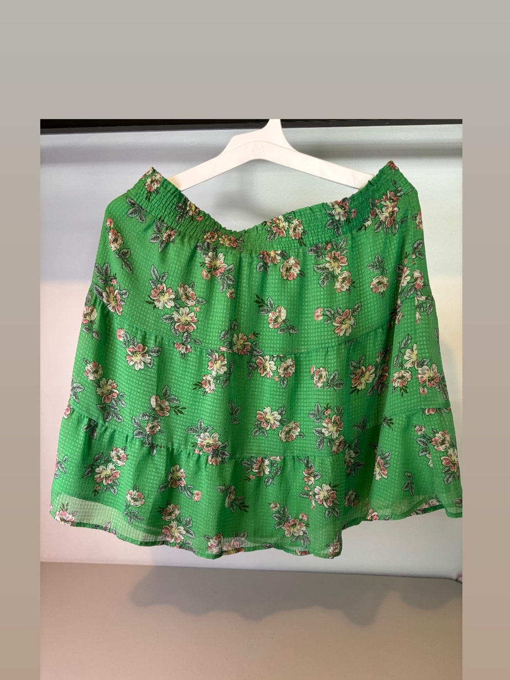 LOFT Green Floral Mini Skirt (Size L)